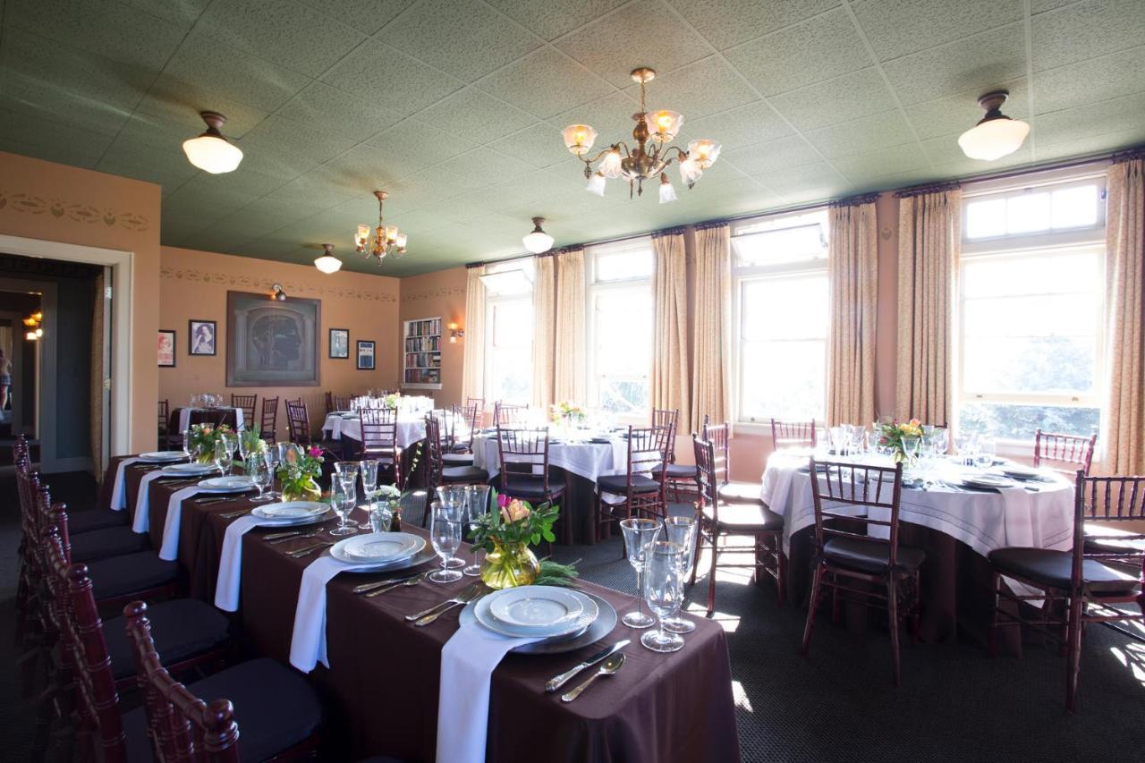 Mcmenamins Grand Lodge Forest Grove Exterior photo